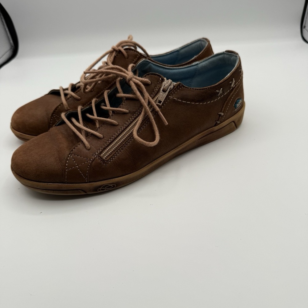 Cloud Aika‎ Zip Sneaker Women's size 8.5 US Size 39 Euro Brown